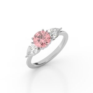 Elegant ring with pink and clear gemstones